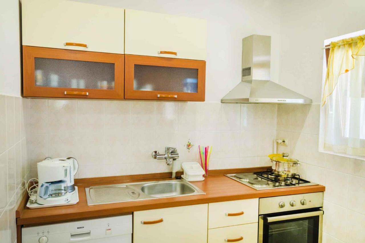 Holiday Home Eufemia-1 By Interhome بولا المظهر الخارجي الصورة