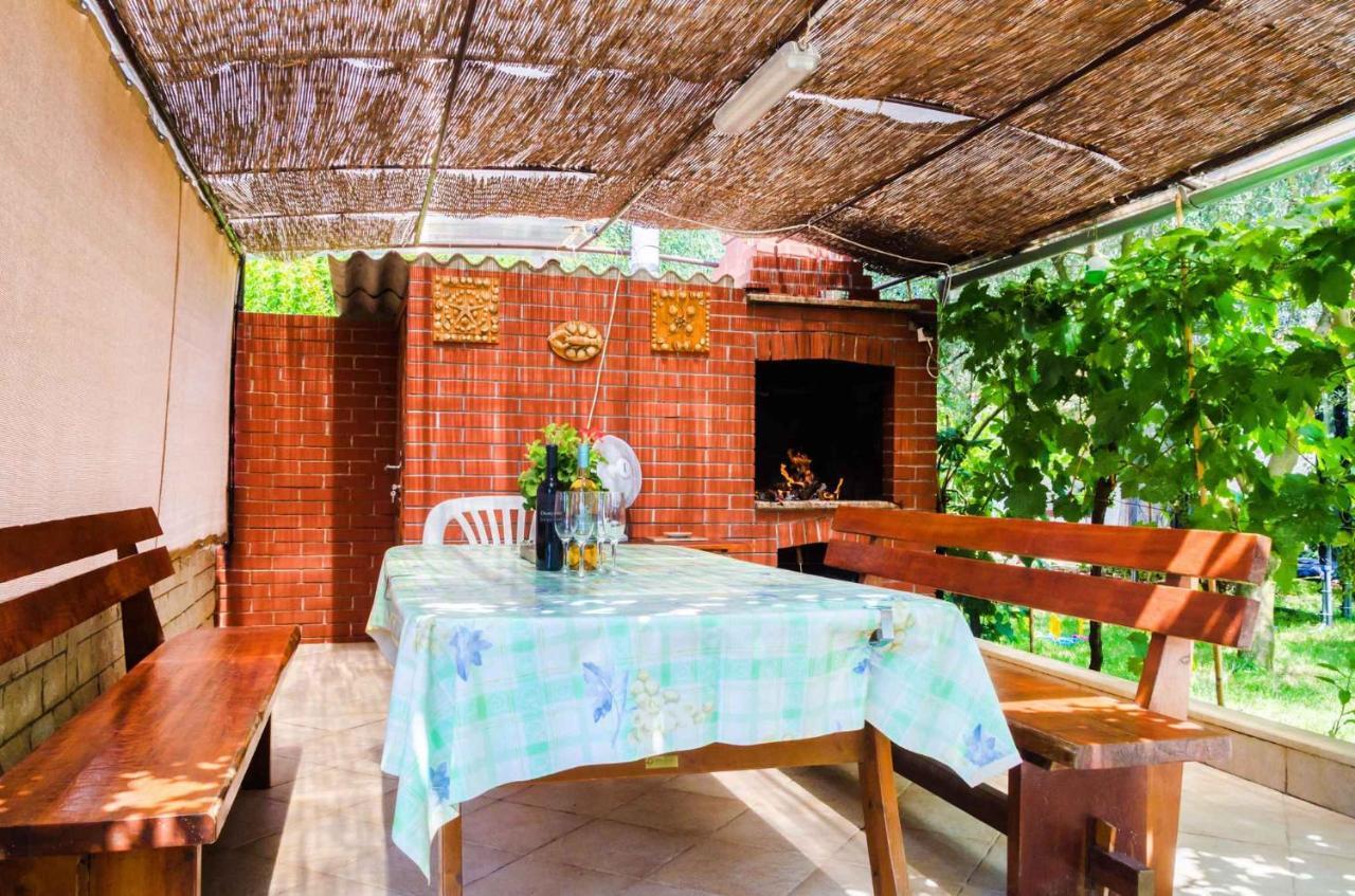 Holiday Home Eufemia-1 By Interhome بولا المظهر الخارجي الصورة