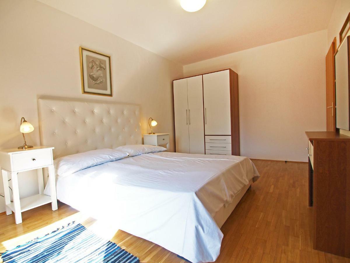 Holiday Home Eufemia-1 By Interhome بولا المظهر الخارجي الصورة